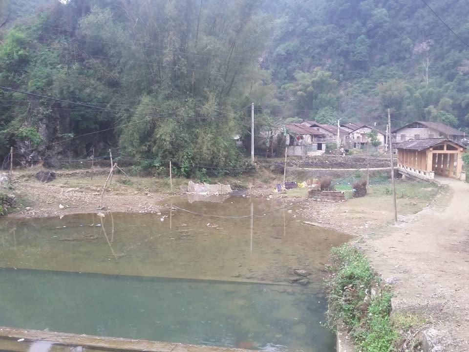 A Sy Ban Gioc Homestay - Nha San Da Co Cao Bang Luaran gambar