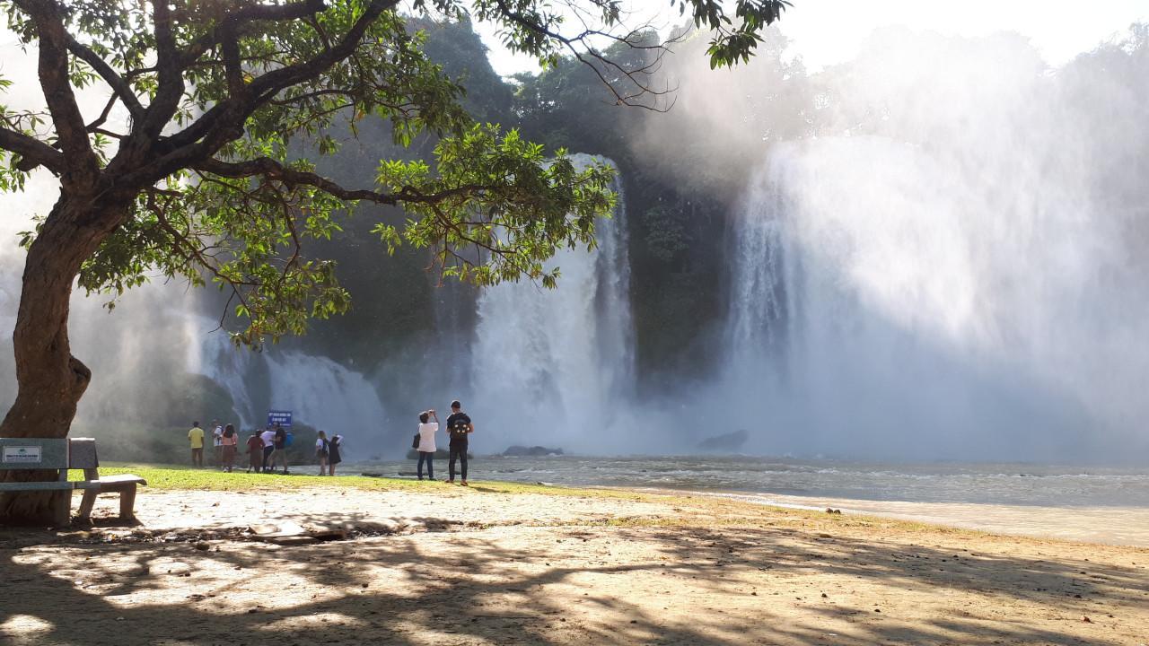 A Sy Ban Gioc Homestay - Nha San Da Co Cao Bang Luaran gambar