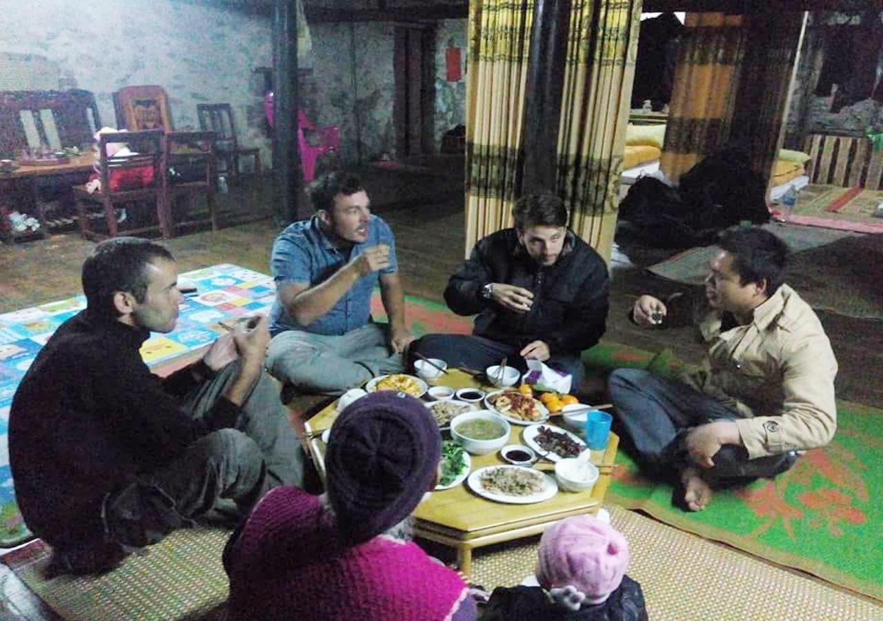 A Sy Ban Gioc Homestay - Nha San Da Co Cao Bang Luaran gambar